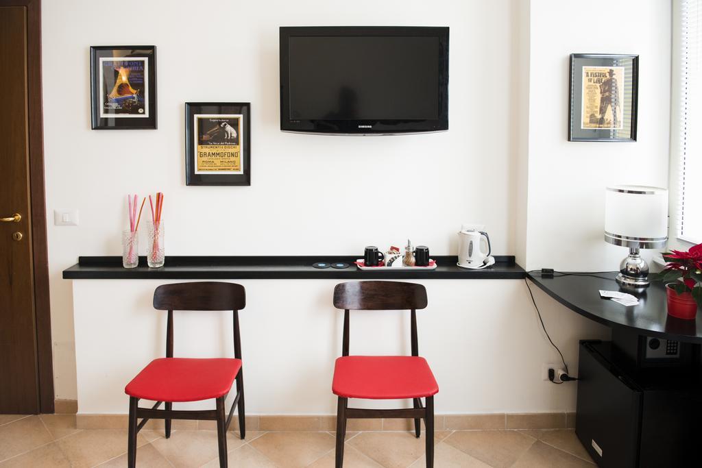 רומא Grammy Suite חדר תמונה